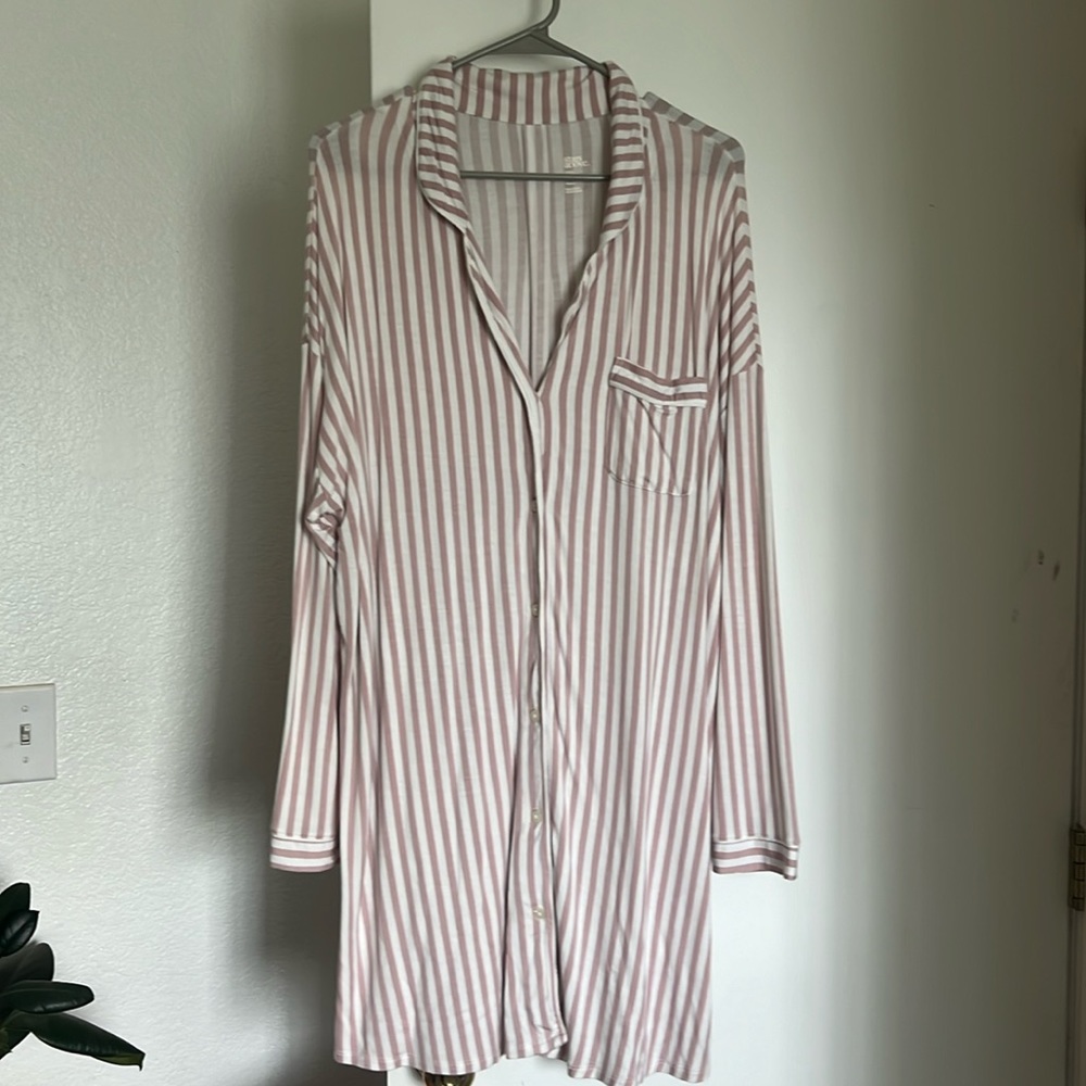 Woman’s night shirt